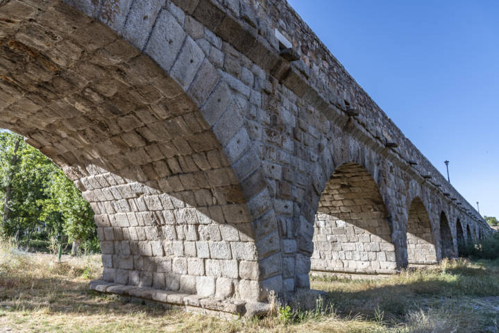 Salamanca 112 - Puente Romano.jpg